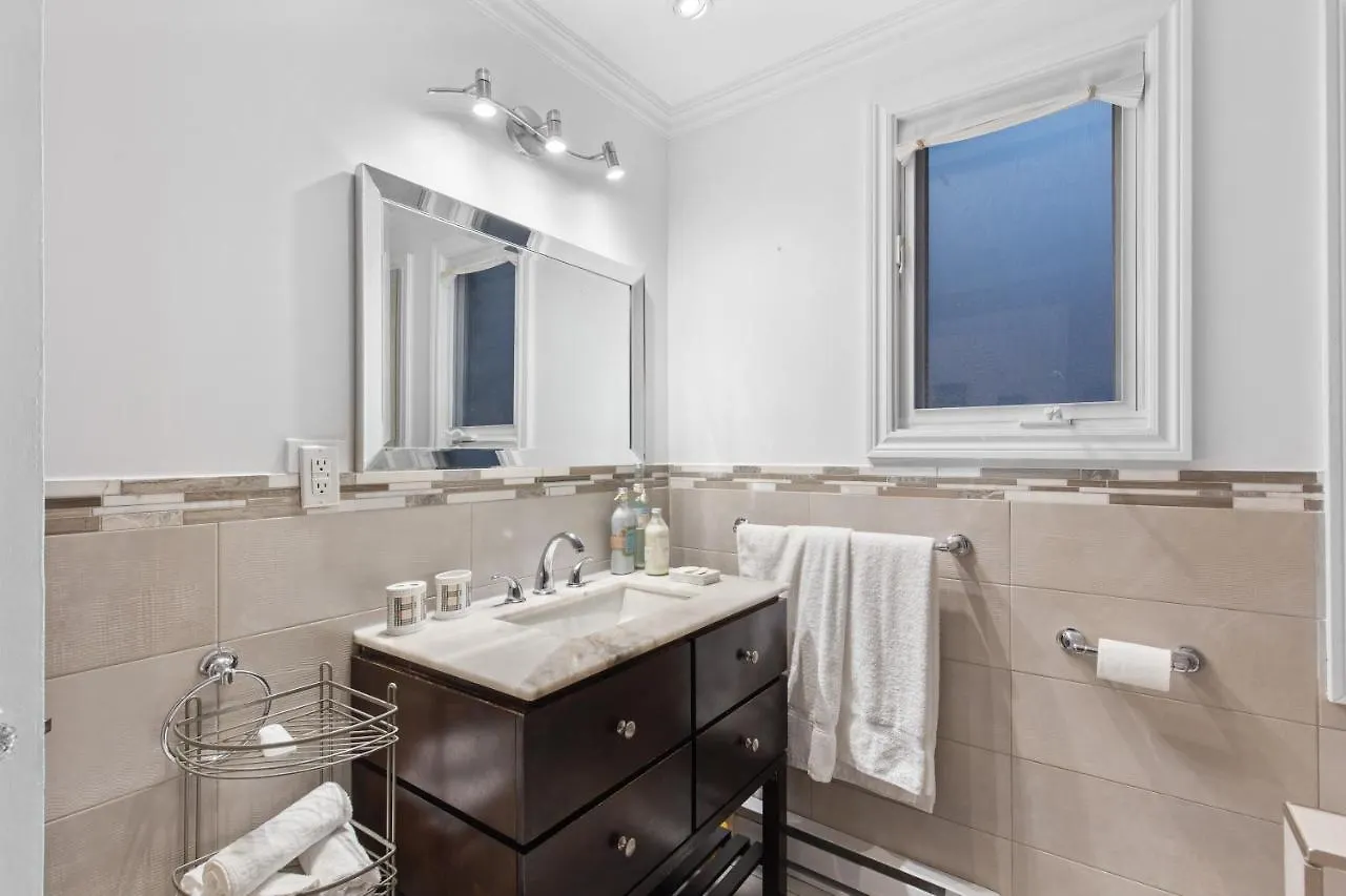 Apartment Byron Appartement 3 Chambres Montreal
